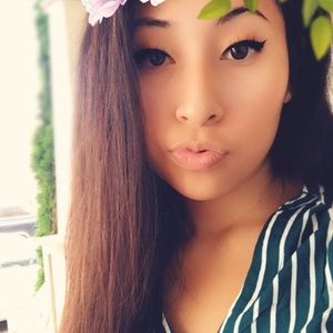 Meet your Posher, Stephanie